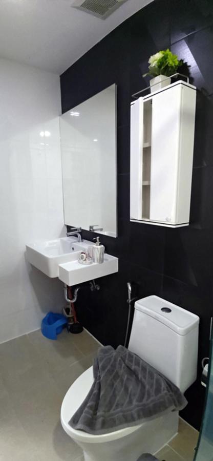 Superbe Studio Avec Salle De Bain Privee Kata Beach Phuket Phuket Apartment Ngoại thất bức ảnh